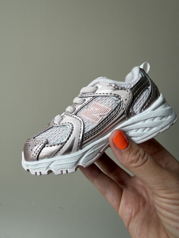 New Balance 530 toddler bungee lace // shell pink
