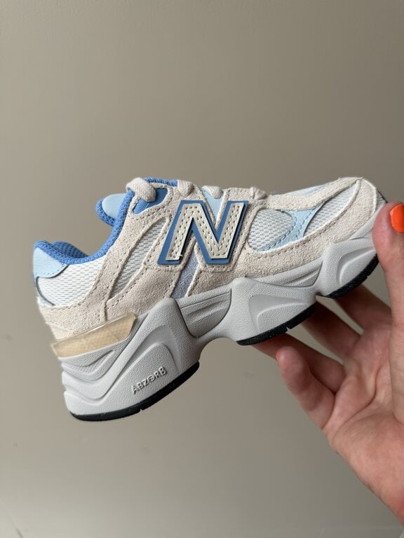 New Balance 9060 kids // analog blue