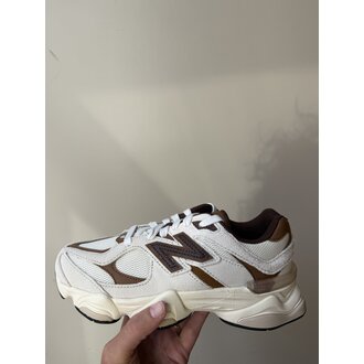 New Balance 9060 teens // breakfast tea