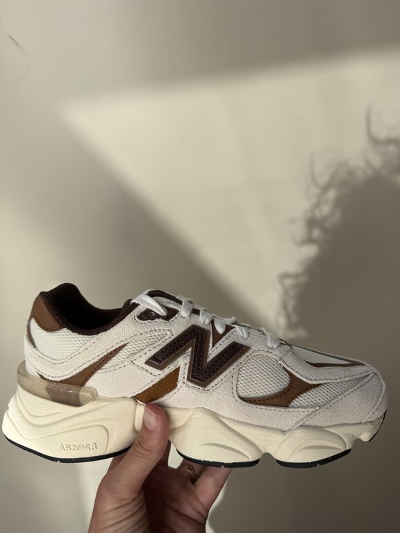 New Balance 9060 teens // breakfast tea