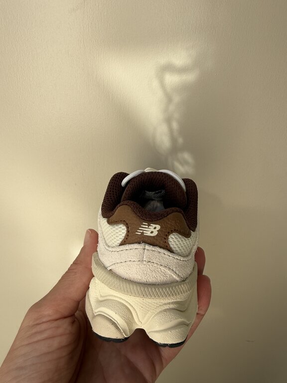 New Balance 9060 toddler // breakfast tea