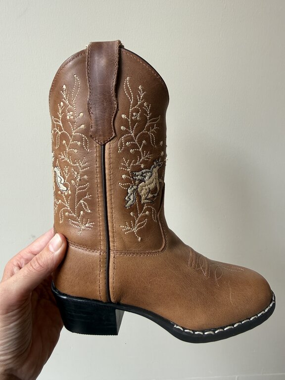 Bootstock boots // unicorn bow boots