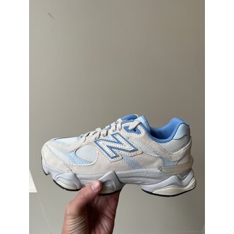 New Balance 9060 teens // analog blue