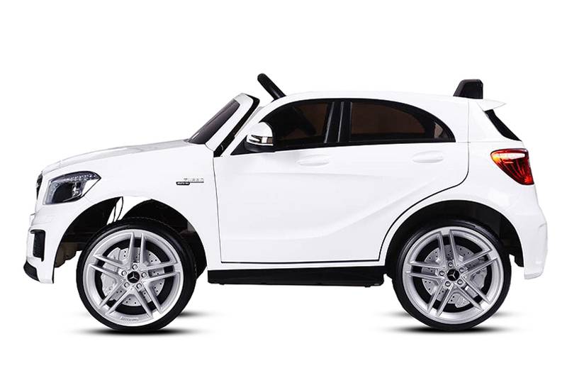 Mercedes A45 Elektrische kinderauto met Mp3