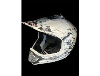 Xtreme Crosshelm - MAT White
