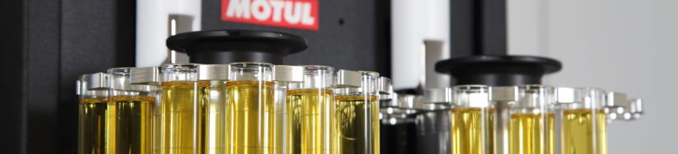 Motul viert de opening van het nieuwe Japanse R&D Centrum.