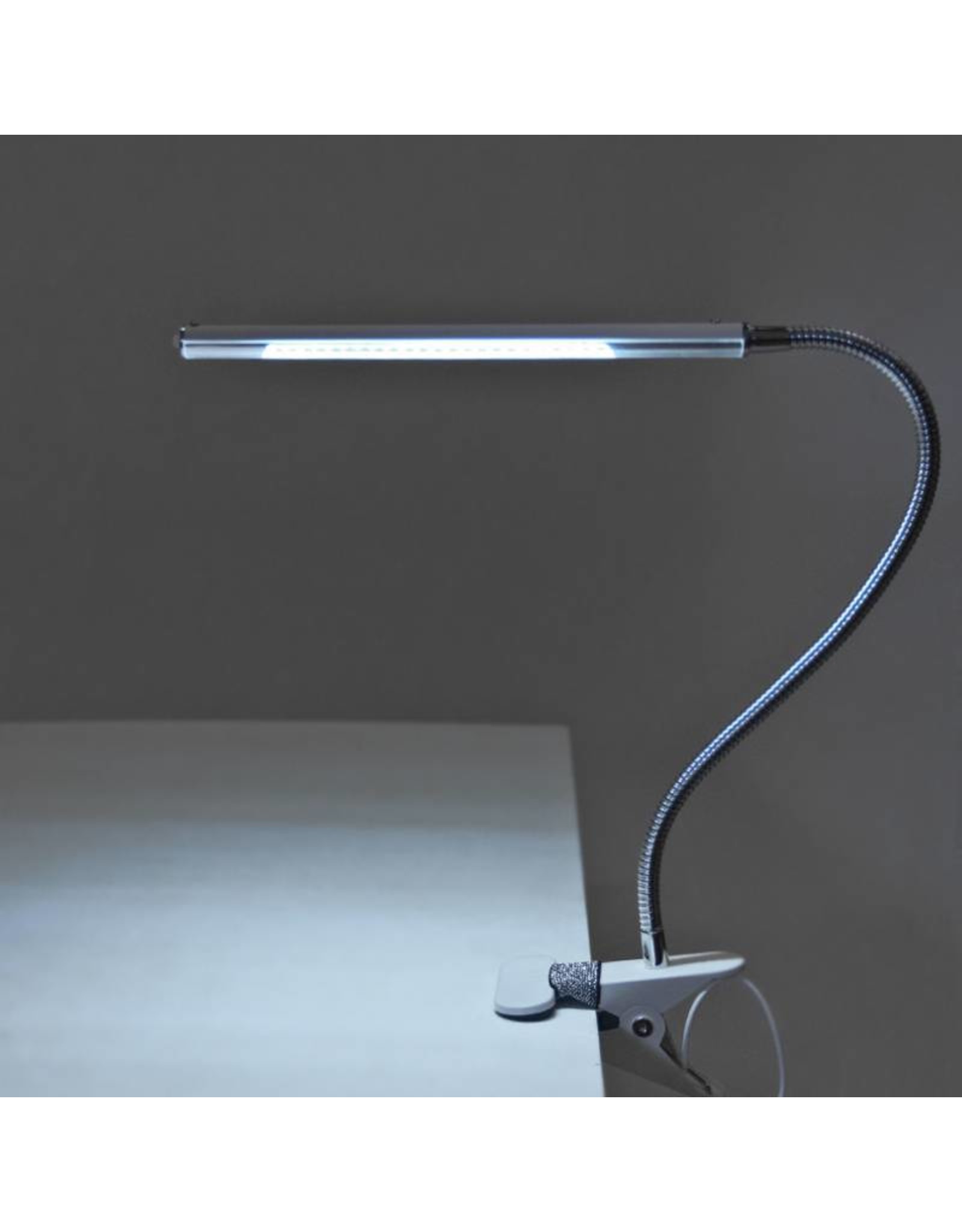 Merkloos LED Tafellamp Wit met een flexibele arm op tafelklem.