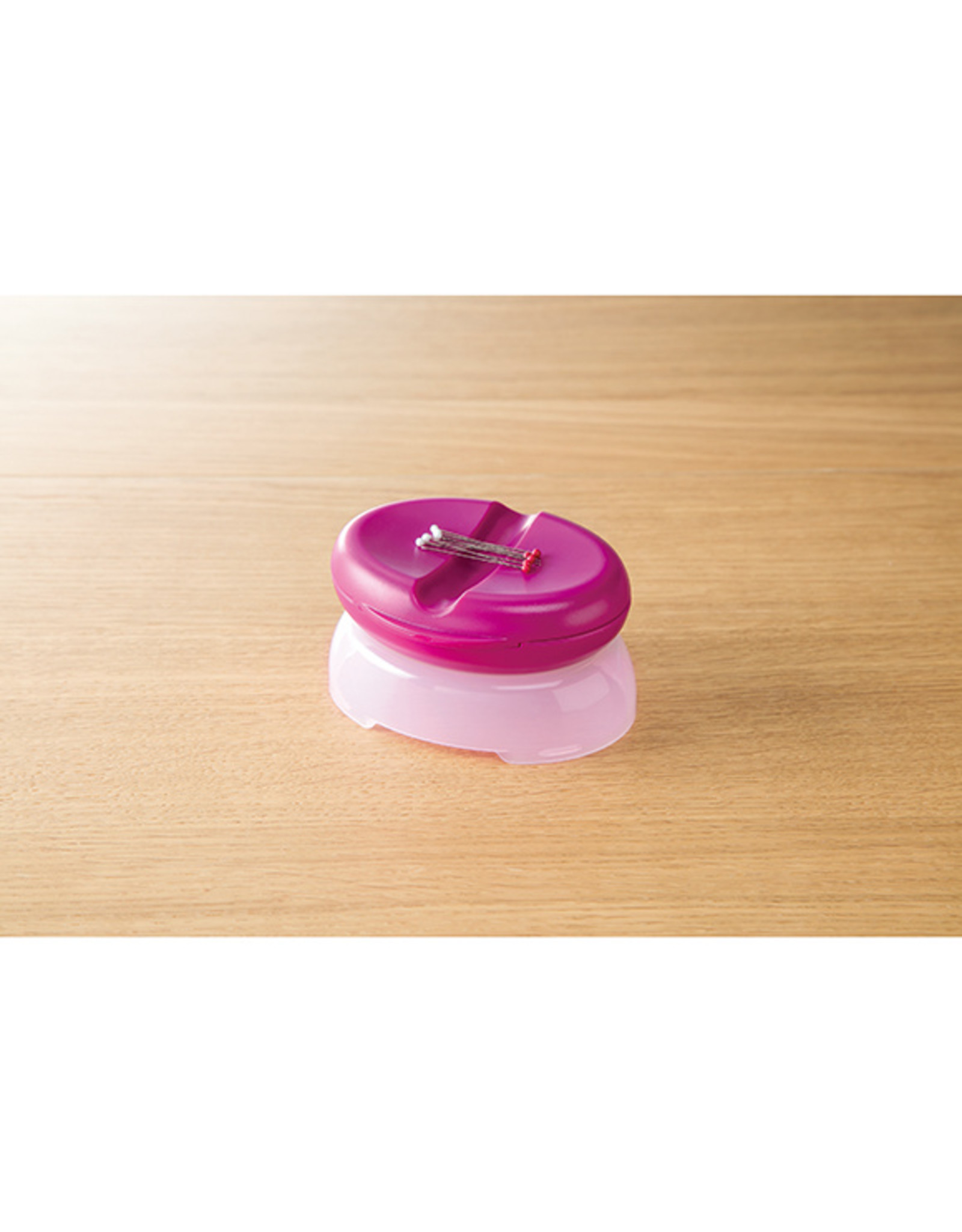 Clover Magnetic Pin Caddy - with lid