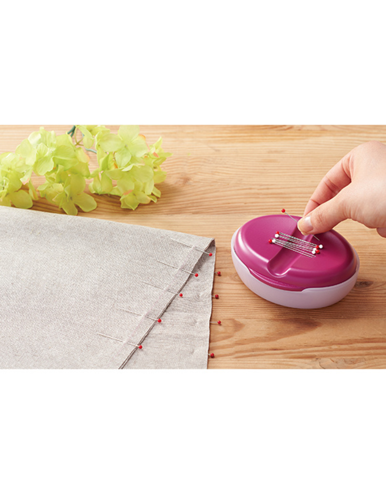 Clover Pin Caddy with lid Nanno Creative