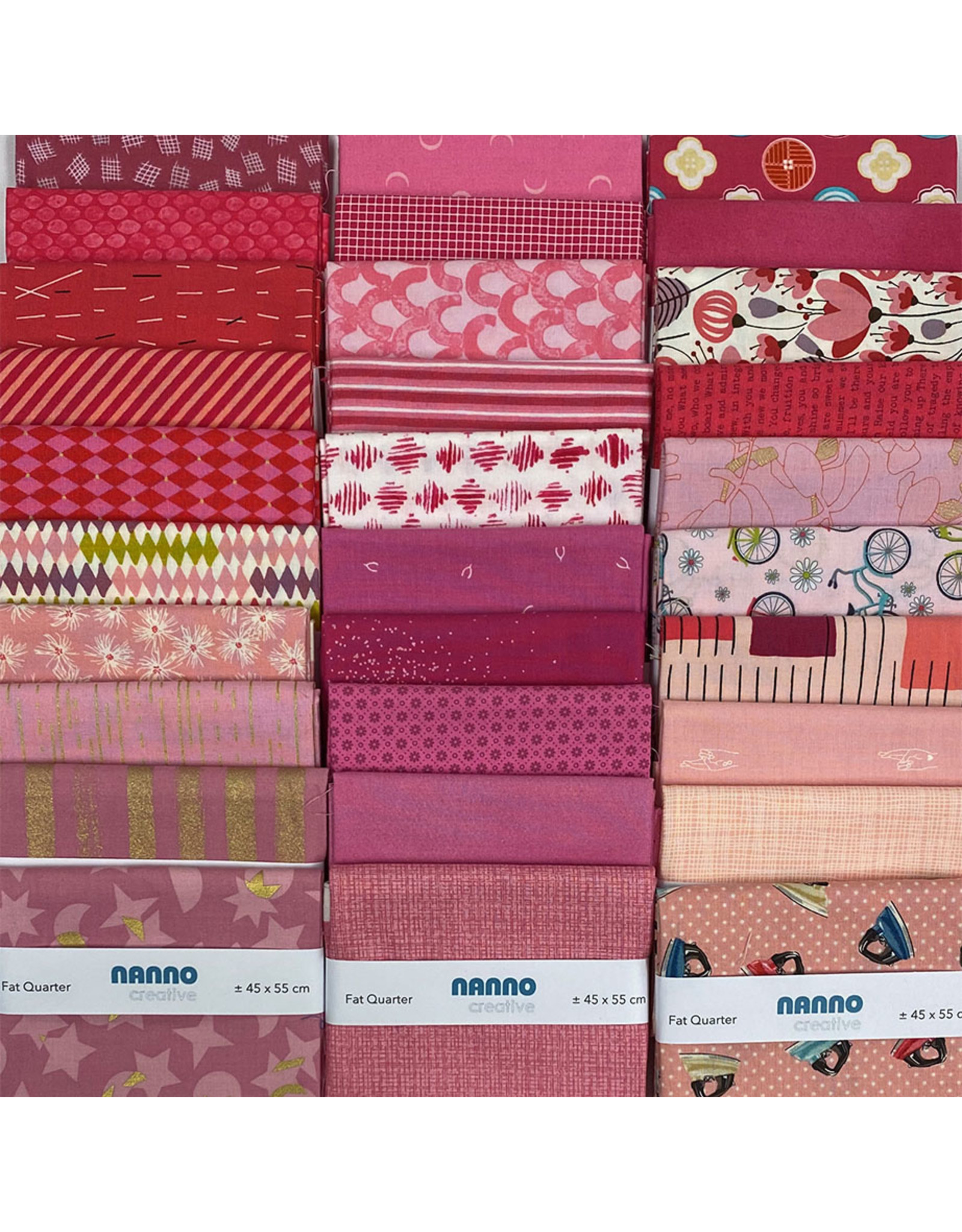Surprise bundle with 4 Fat Quarters