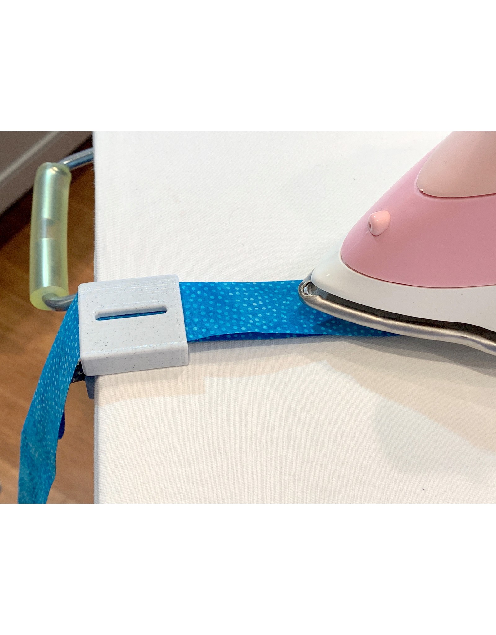 Purple Hobbies LLC The Third Hand - Binding Folder Clip