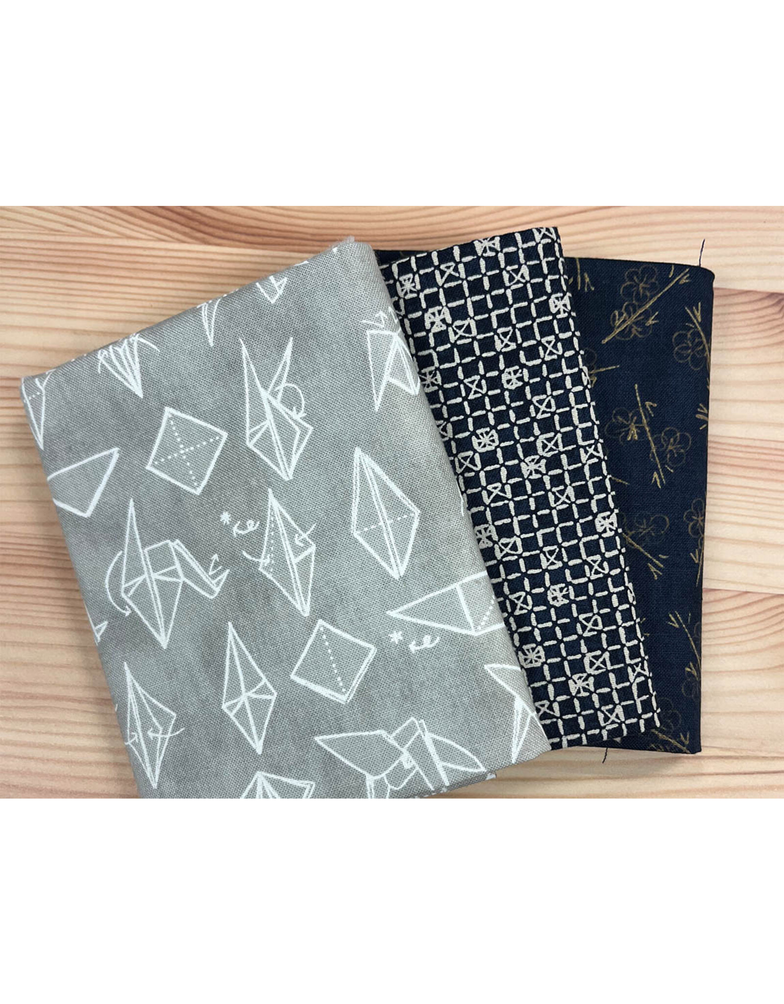 Janet Clare - Origami - Fat Quarter bundle - Crane