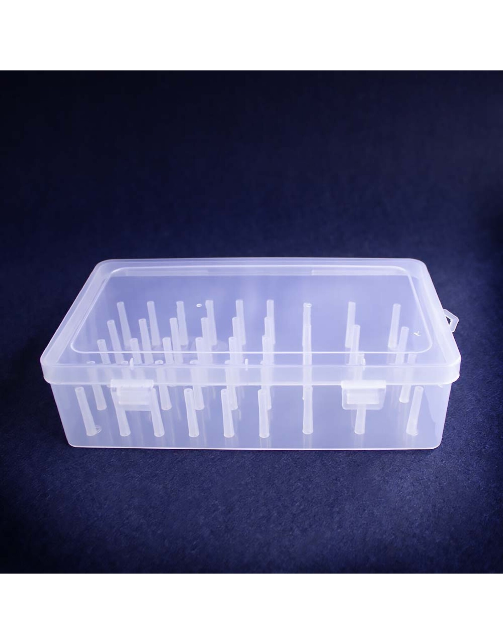 Opry Opry - Transparent plastic thread box for 42 spools