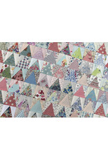Jen Kingwell Designs Jen Kingwell - Postcard Project #4 - Not Quite 60 Degree Triangle