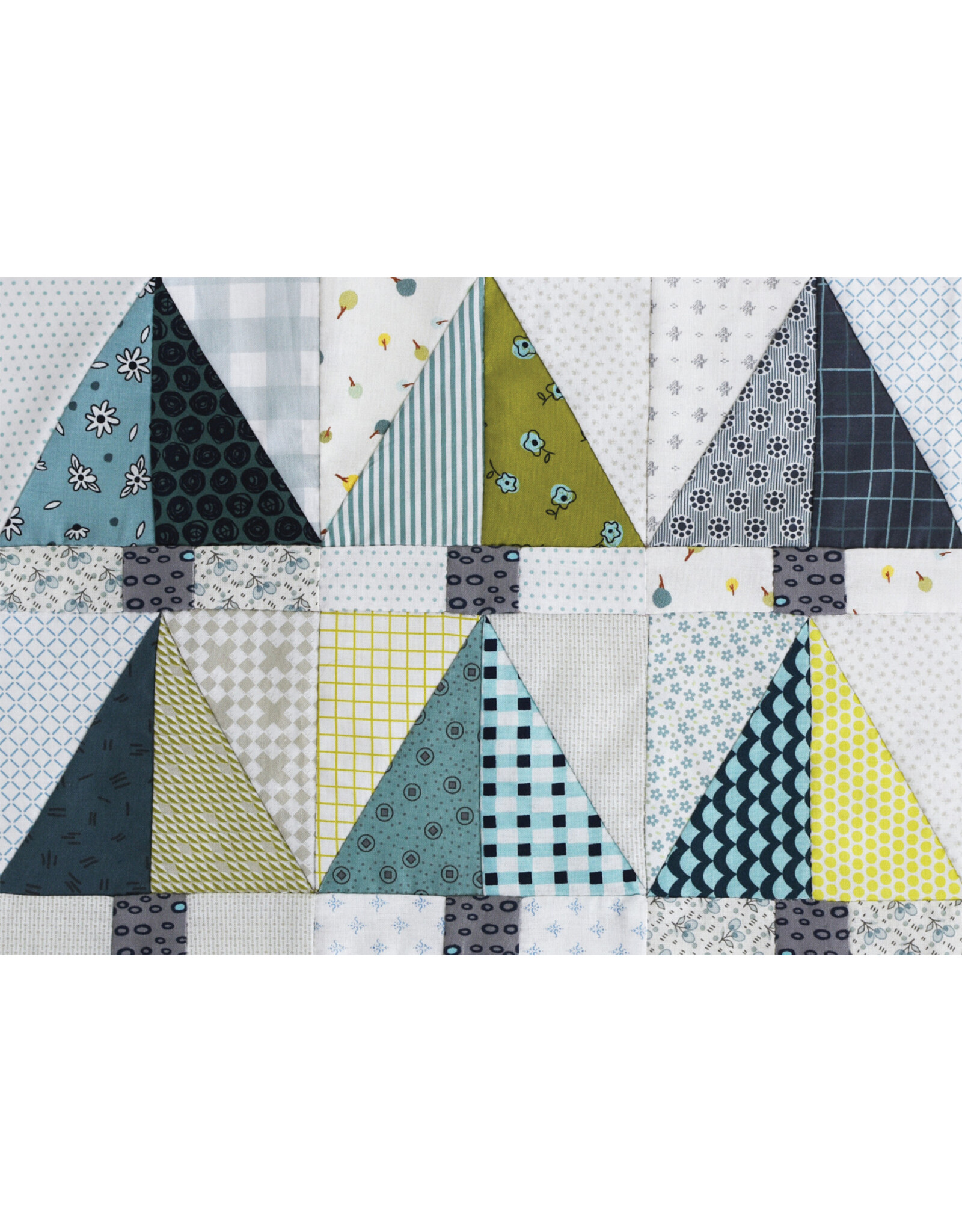 Jen Kingwell Designs Postcard Project #18 - Half Rectangle Triangles