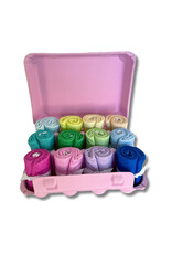 Timeless Treasures Chicken Scratch Spring - 12 FQ in eierdoosje