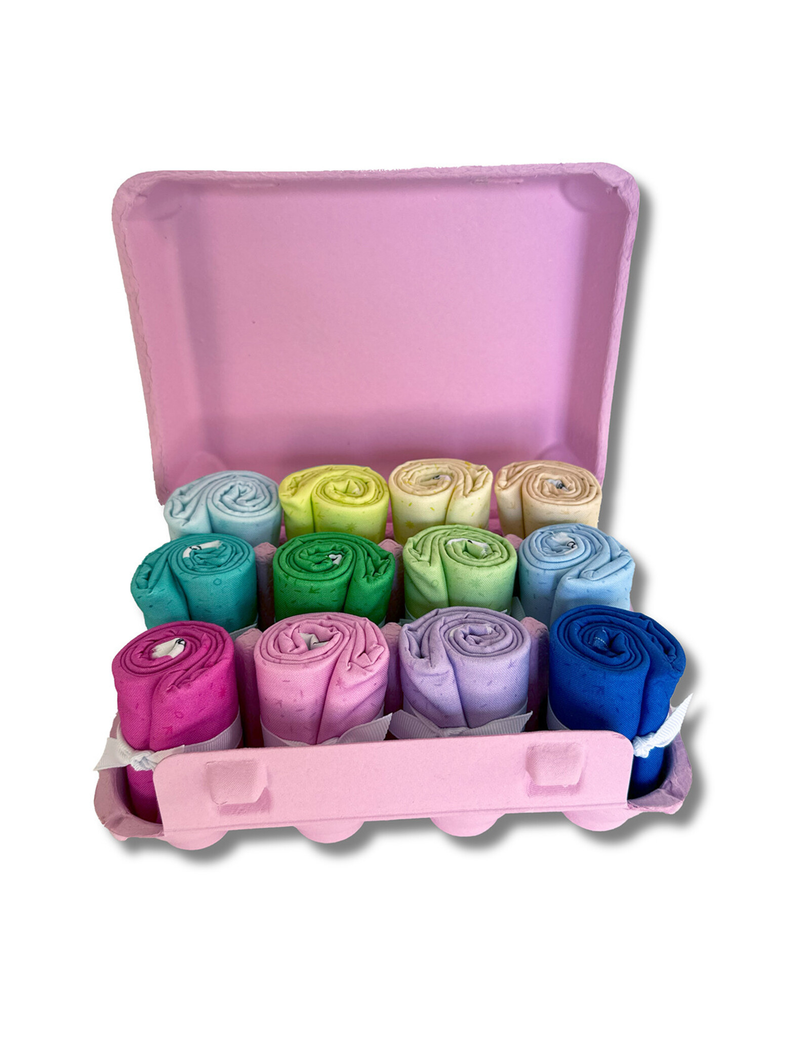 Timeless Treasures Chicken Scratch Spring - 12 FQ in eierdoosje