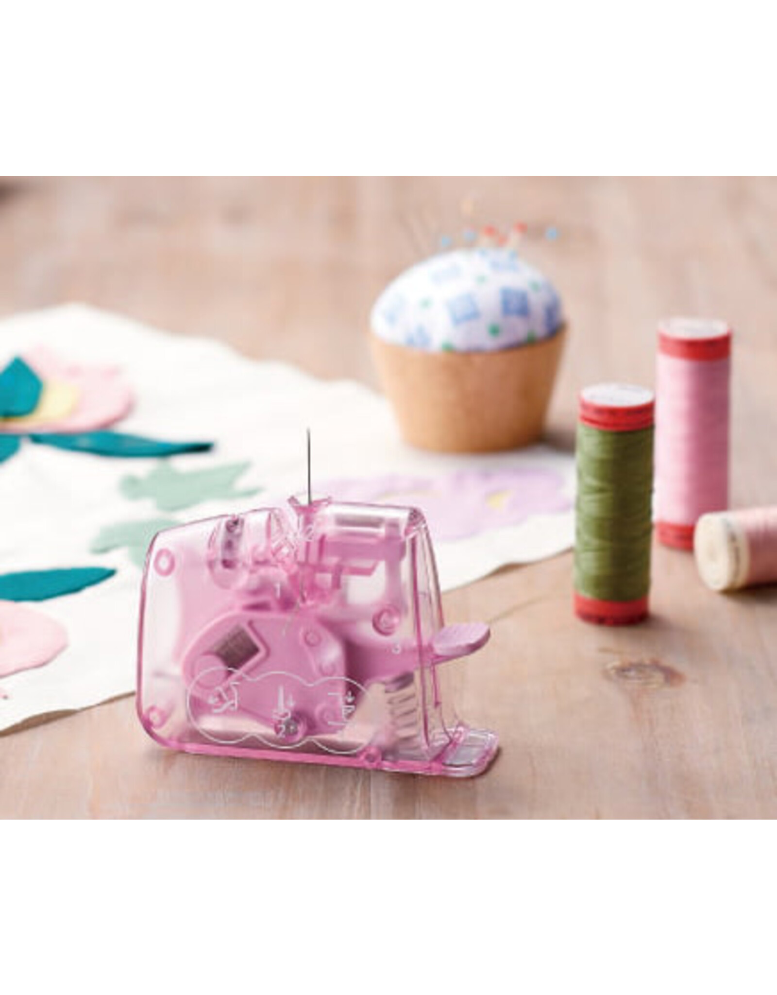 Clover Clover - Quick Desk Needle Threader - 4074