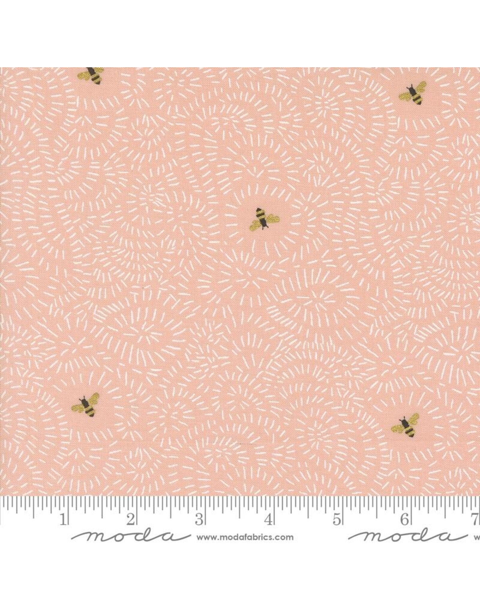 Moda Gingiber - Bee Garden - Twist and Turns Rose - 48415-17M