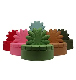 Layered Notions Cutie Bloom - Thread Cutter