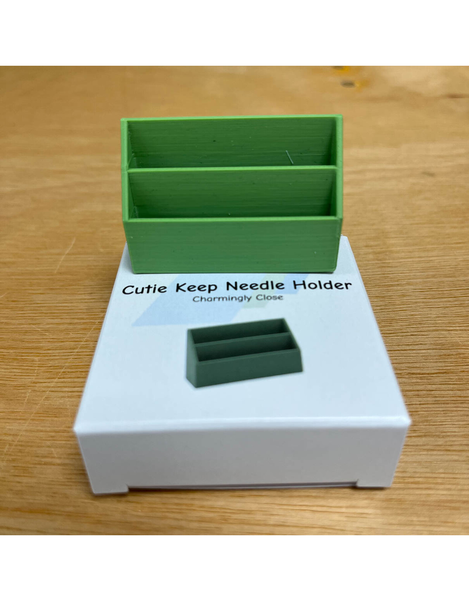 Layered Notions Layered Notions - Cutie Keep - Needle Holder