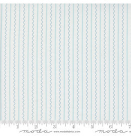 Moda Mixed Bag of Bonbons - Frequency White Blue coupon (± 57 x 110 cm)
