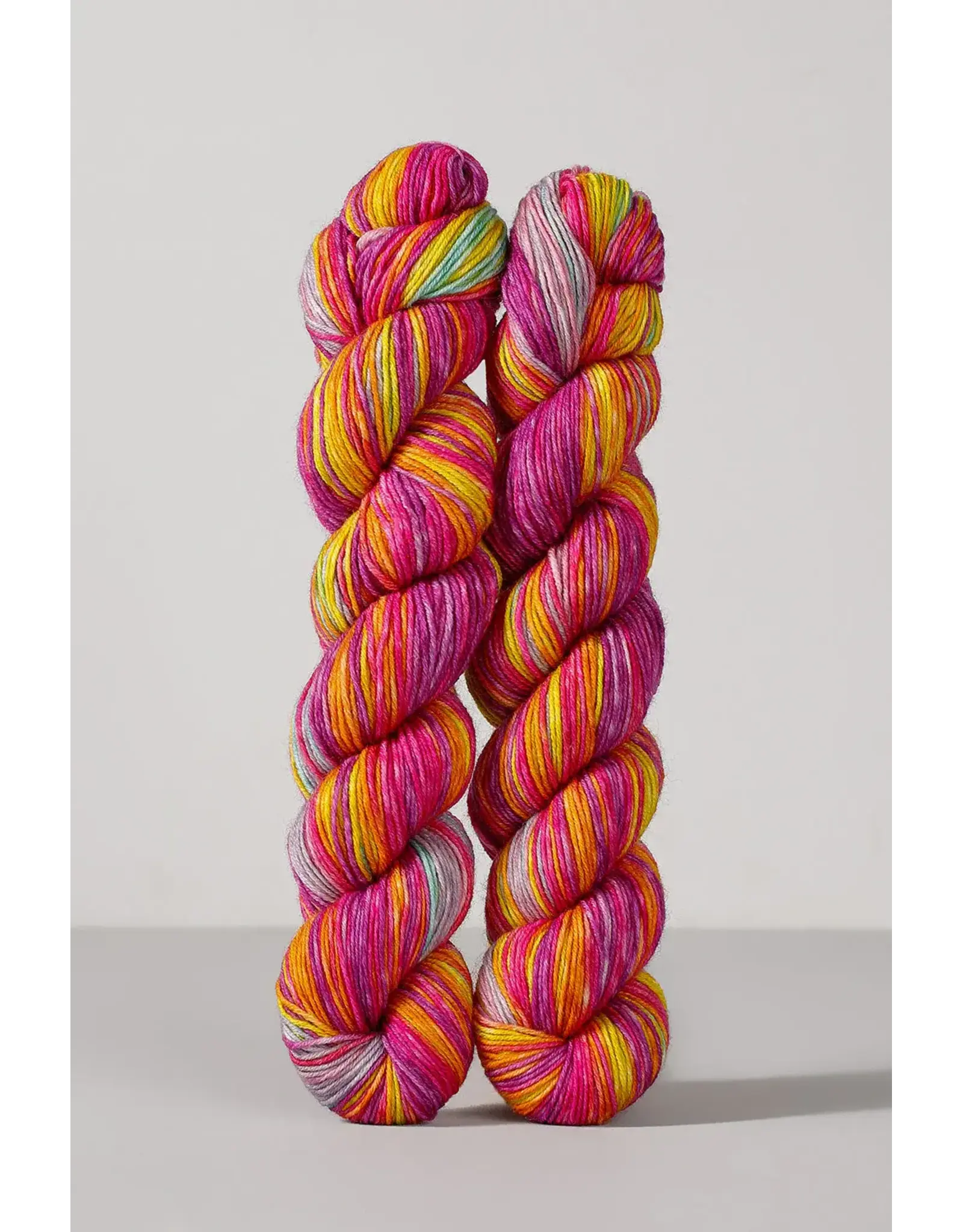 Gusto Wool - Echoes Fingering - 1502 - sock yarn