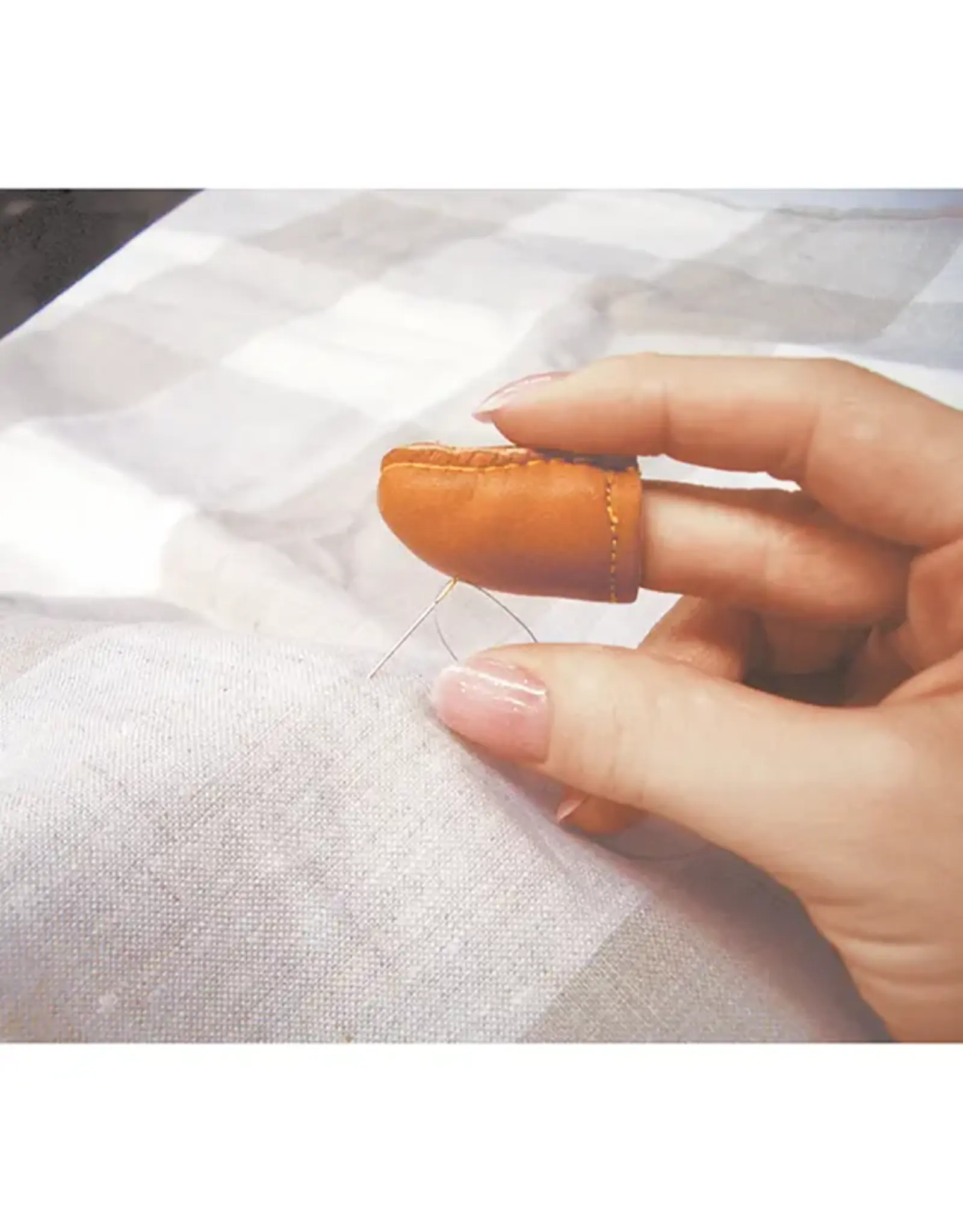 Clover Clover - Leather Thimble - Small - 6028
