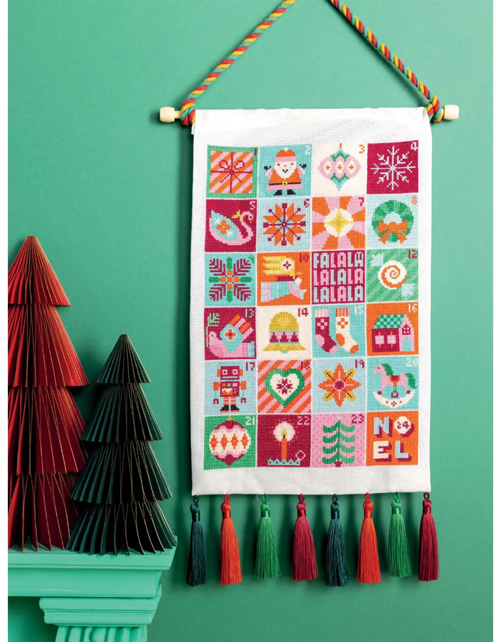 Diversen Emma Congdon - Merry Stitchmas - 24 cross-stitch patterns for Christmas