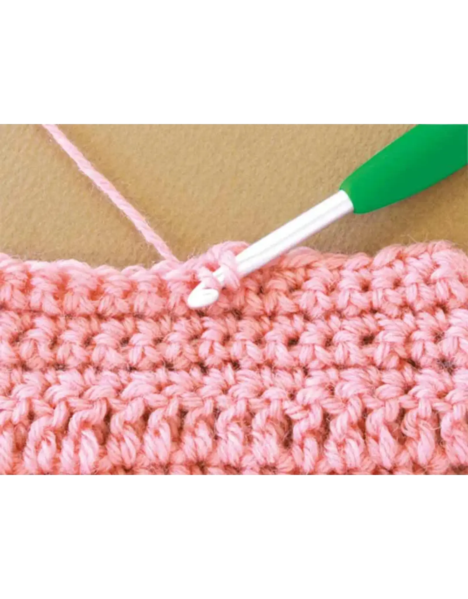 Clover Crochet Hook - Clover Amour - 2.0 mm - with soft 3D grip
