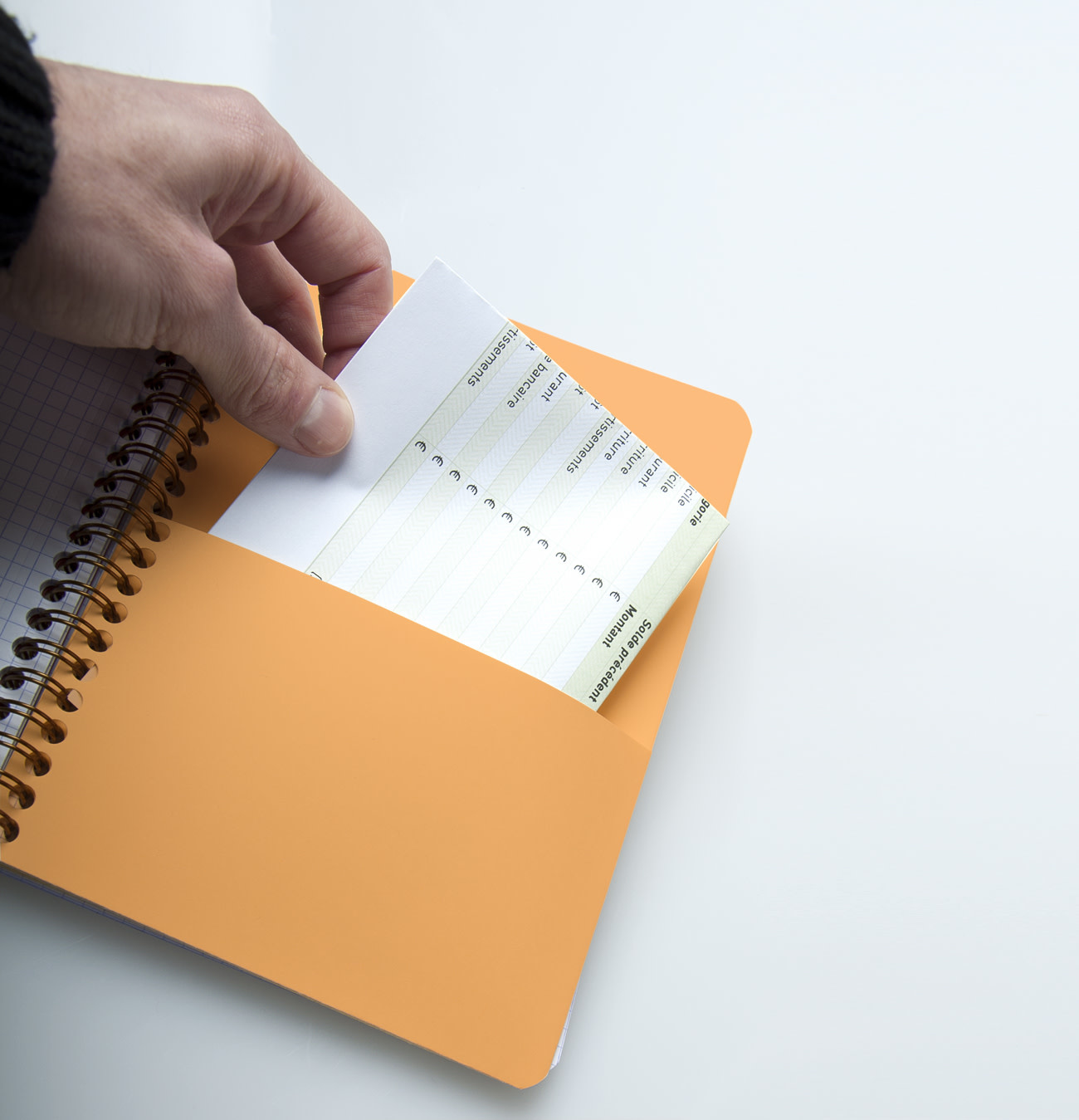 RHODIA Notepad Rhodiactive 90 G, Reliure Intégrale A4 160 Pages Petits Carreaux 5X5 Microperforé + Pochette