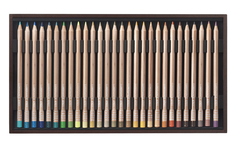 CARAN D'ACHE Luminance 6901® Coffret Bois de 76 crayons de couleurs + 2 full blender