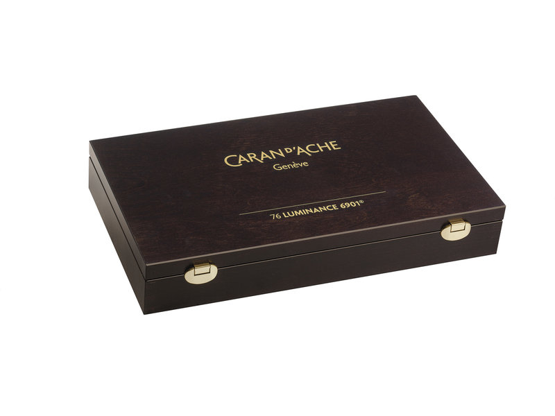 CARAN D'ACHE Luminance 6901® Coffret Bois de 76 crayons de couleurs + 2 full blender