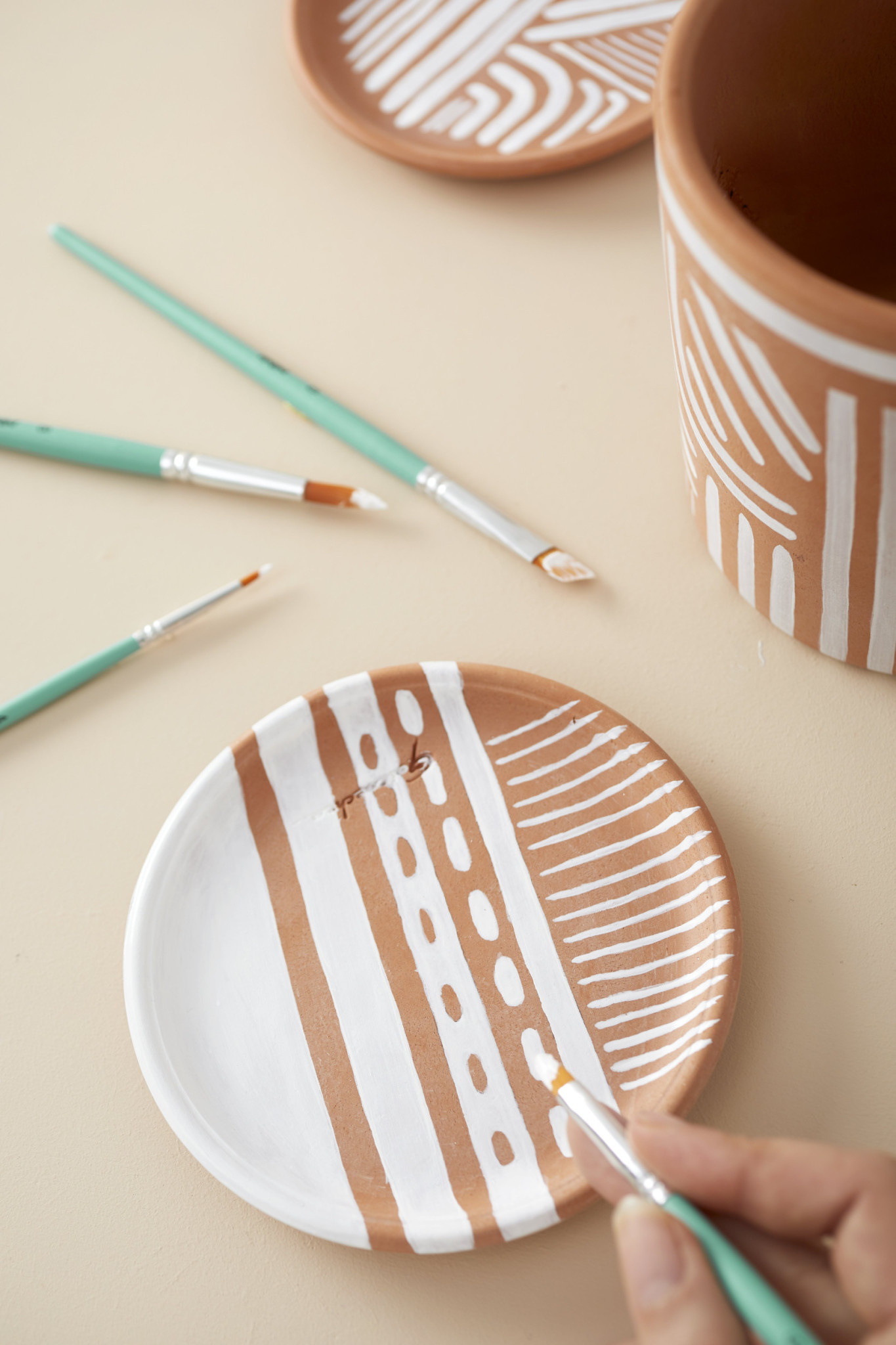 PEBEO Pochette 6 Pinceaux Manche Court Rond - Poly D - 100% Wood Fsc