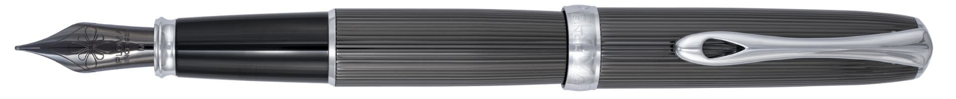 DIPLOMAT Stylo Plume Excellence A2 guilloche noir/chrome B