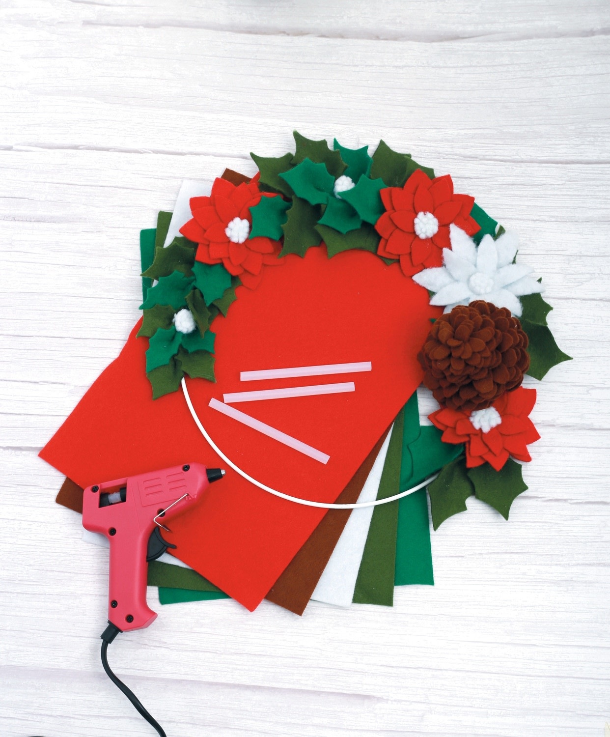 GRAINE CREATIVE Kit Feutrine Couronne De Noël