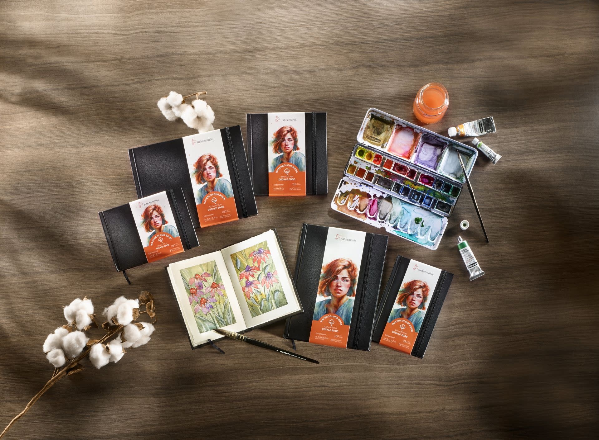 HAHNEMÜHLE Watercolour Book Deckle Edge 100% Coton  250 g/m², 30 feuilles 15,3x20,5 cm, A5 portrait, grain fin