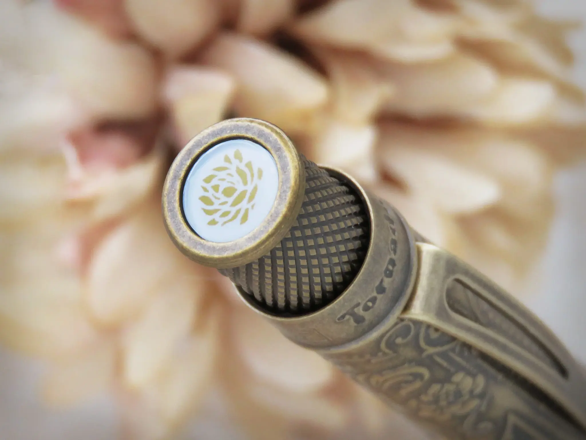 RETRO 51 Tornado Stylo Roller The Literary Collection Pride And Prejudice