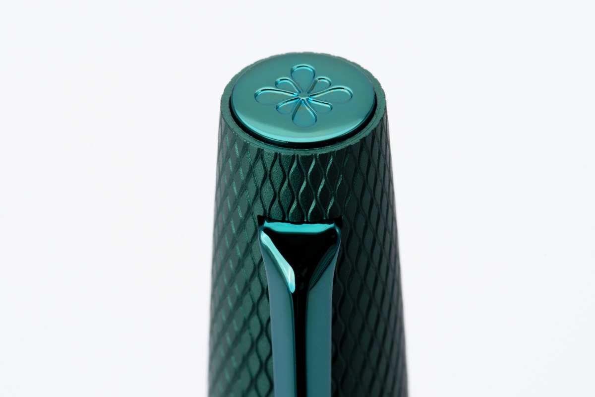 DIPLOMAT Stylo Roller "Viper" vert guilloche