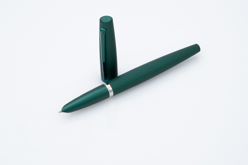 DIPLOMAT Stylo Plume "Viper" vert guilloche F/M F/M