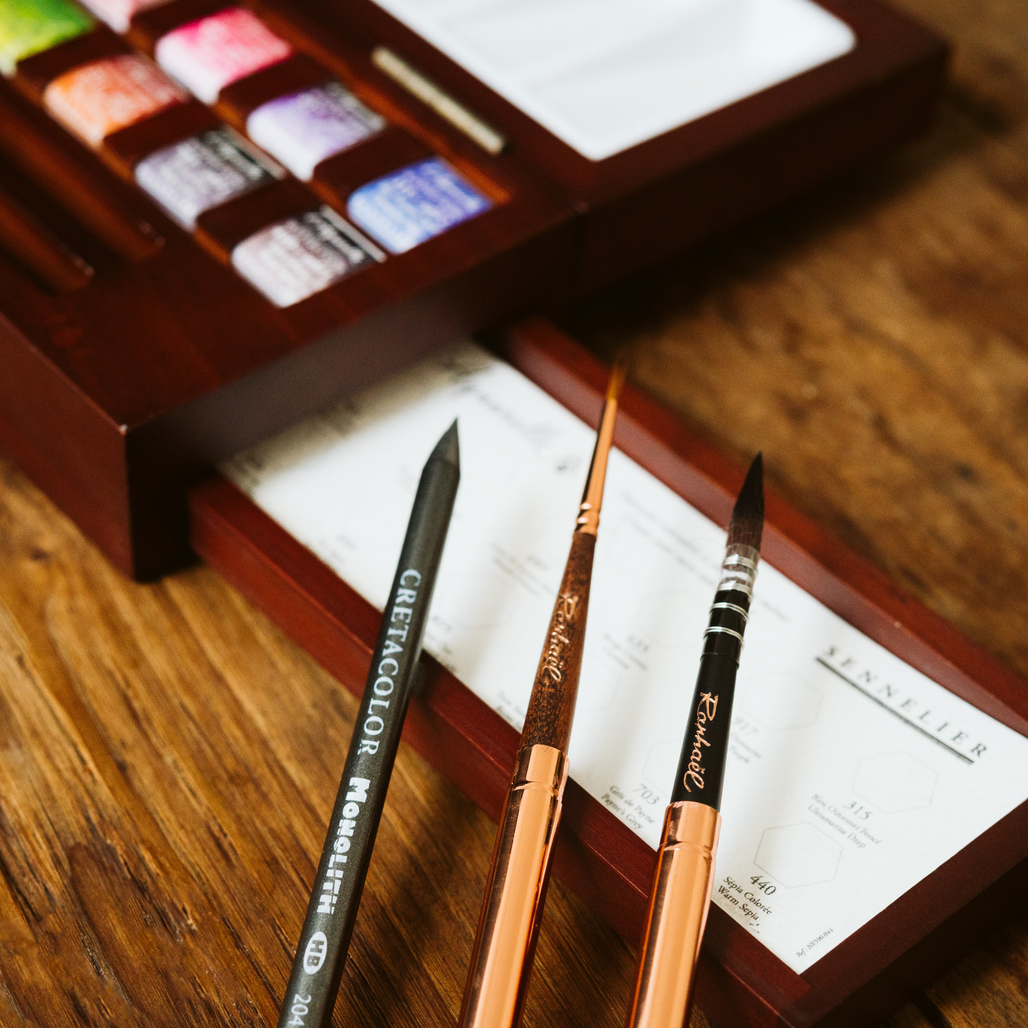 SENNELIER Coffret aquarelle extra-fine 12 1/2 godets + 2 pinceaux Voyageur