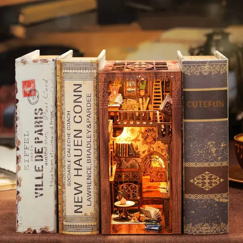FIGURED'ART Book Nook - Librairie Éternelle
