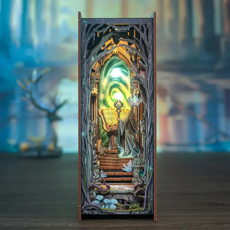 FIGURED'ART Book Nook - La Porte du Pays des Merveilles