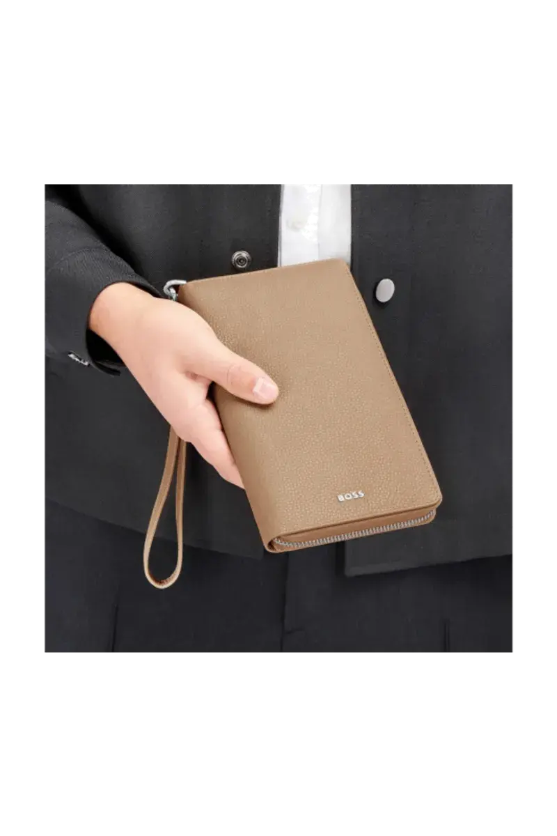 HUGO BOSS Portefeuille voyage Classic Grained Camel