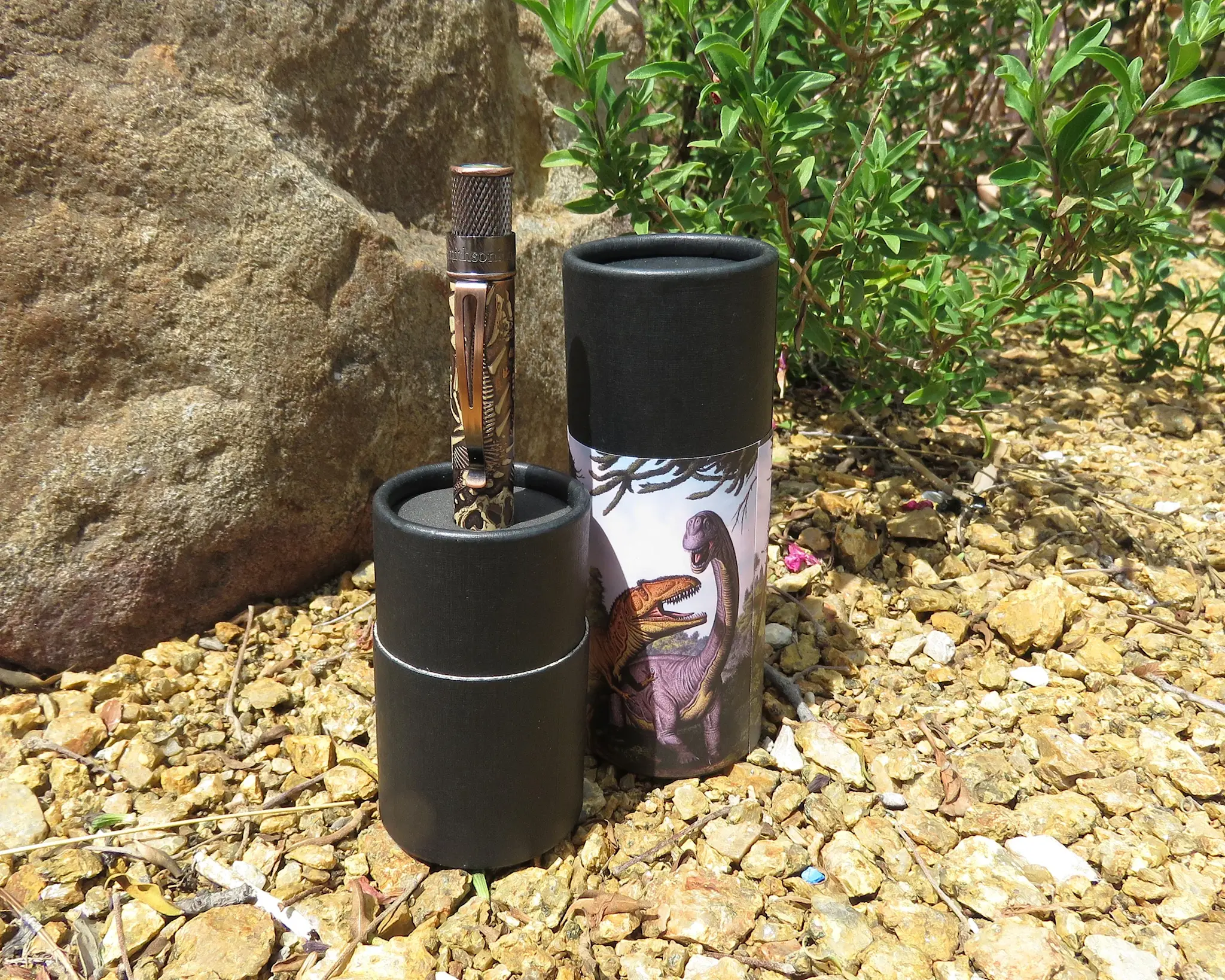 RETRO 51 Stylo Roller Tornado Smithsonian Museum Dinosaur