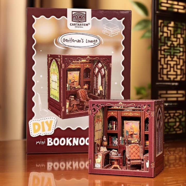 TONECHEER Mini Booknook Gentlemans Lounge  7x6,3x5cm