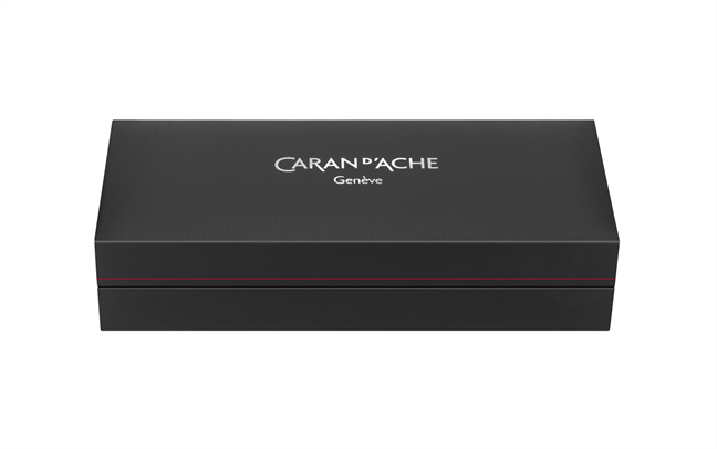 CARAN D'ACHE Stylo Plume, Ecridor Chevron - Bec M