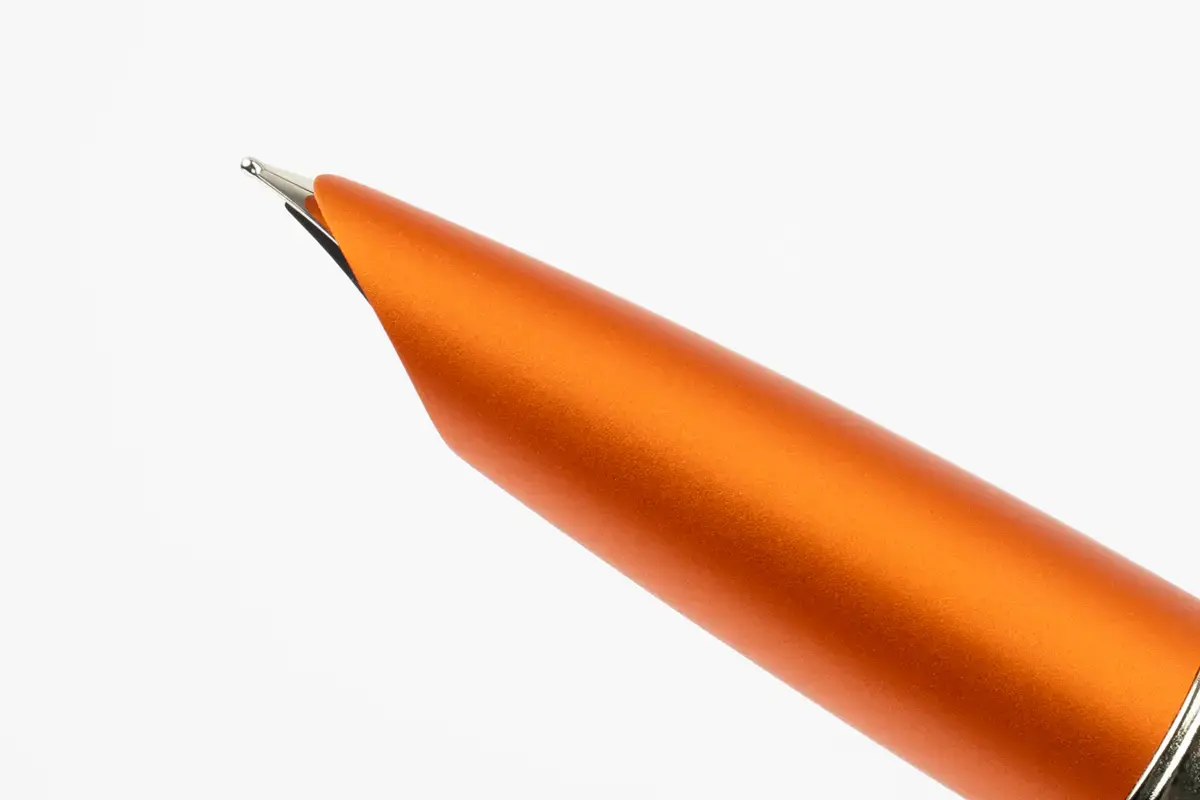DIPLOMAT Stylo Plume "Viper" Orange Guilloche F/M