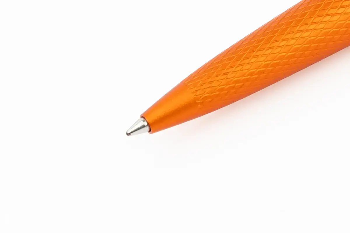 DIPLOMAT Stylo Bille "Viper" Orange Guilloche Easyflow F