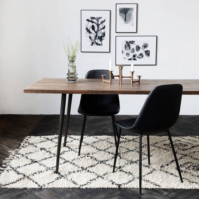 House Doctor Kuba tapis 140x200 cm en coton blanc et noir House Doctor Kuba tapis 140x200 cm en coton blanc et noir